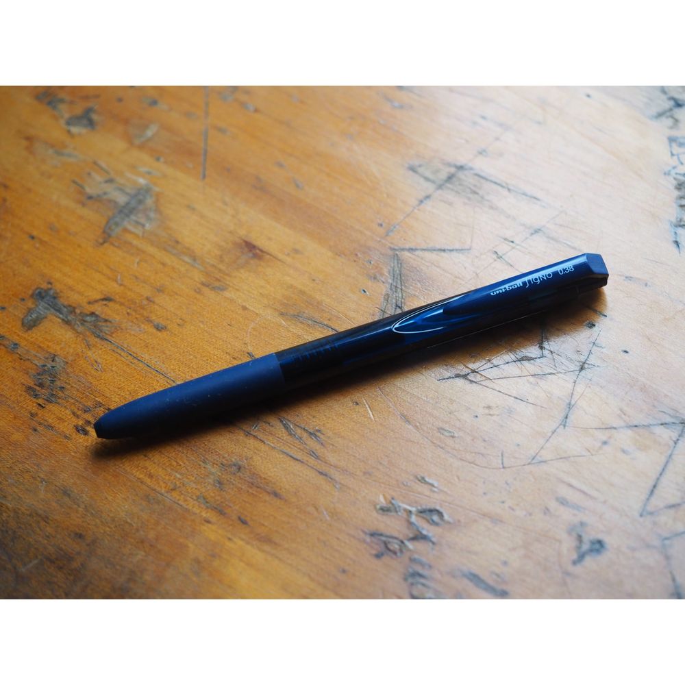 Uni-ball Signo Knock Gel Pen (0.38mm) - Blue Black