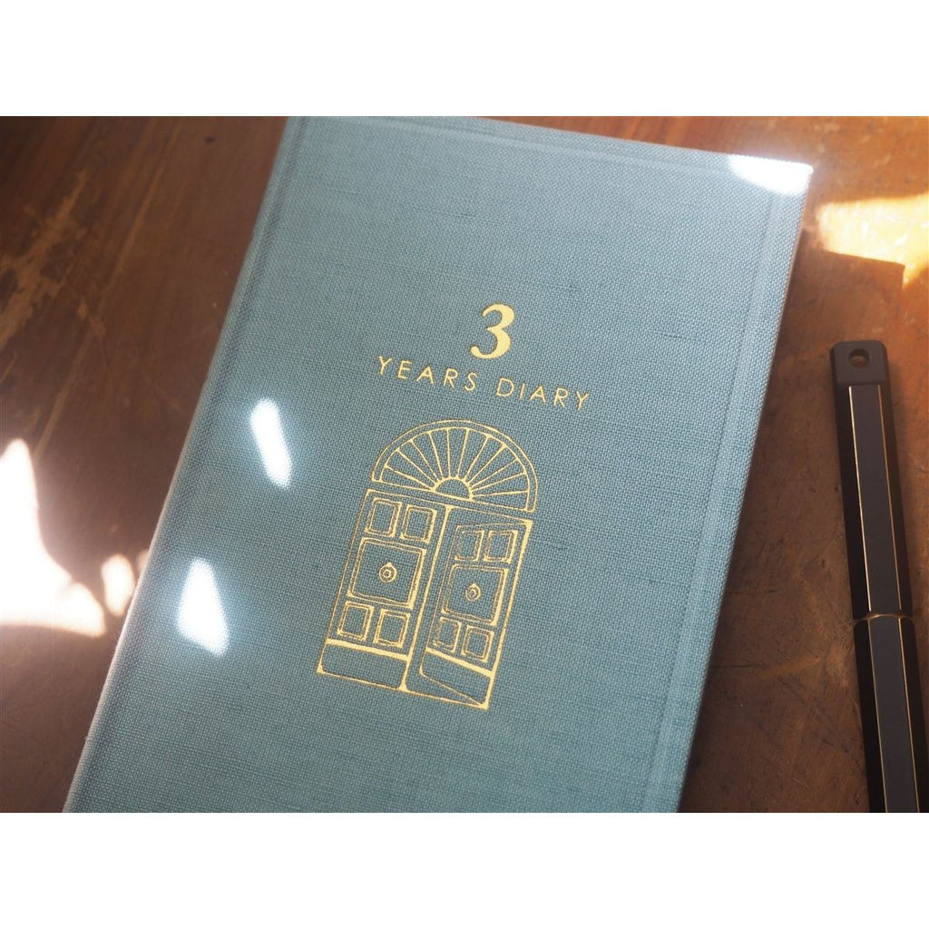 Midori 3 Years Diary - Blue