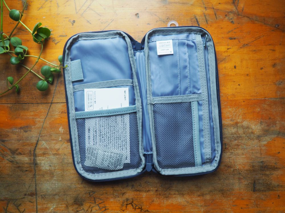 Lihit Lab Travel Holder Smart Fit Navy (A768611) Wonder Pens