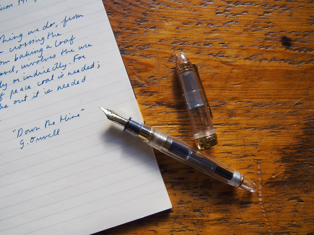 Sailor 1911S Demonstrator with Gold Trim