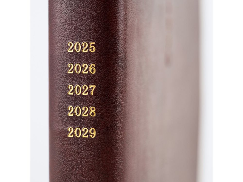 Hobonichi 2025 - 5-Year Japanese Book (2025-2029) - A6 Techo