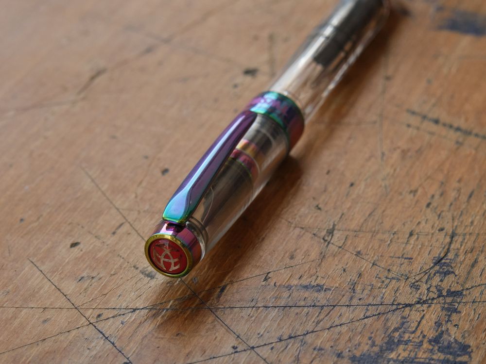 TWSBI Diamond 580 Fountain Pen Iris - Main Image