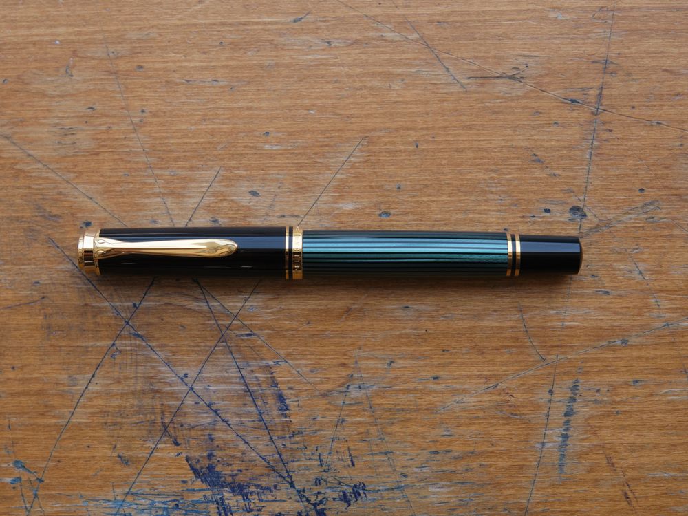 Pelikan Souverän M400 Fountain Pen - Black-Green