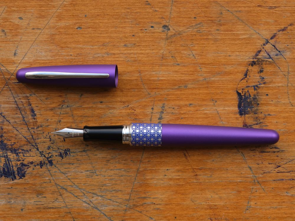 Pilot Metropolitan - Retro Pop - Purple