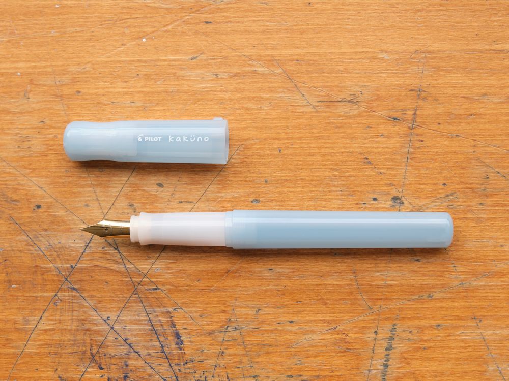 Pilot Fountain Pen - Kakuno Madoromi - Drowsy Light Blue