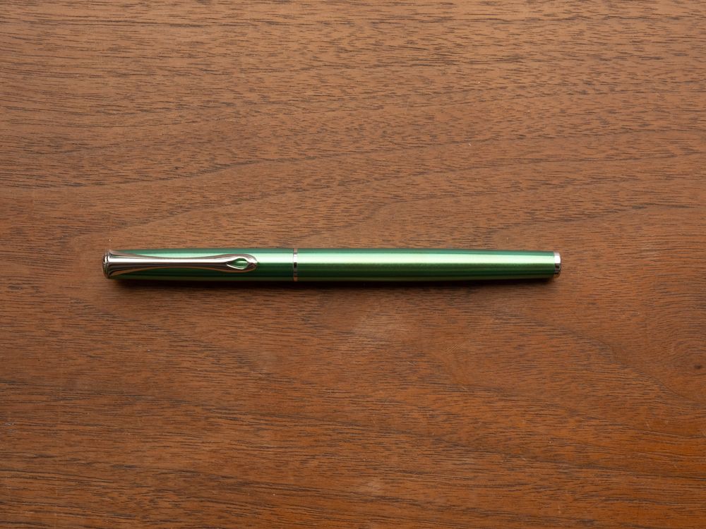 Diplomat Fountain Pen - Traveller - Funky Green