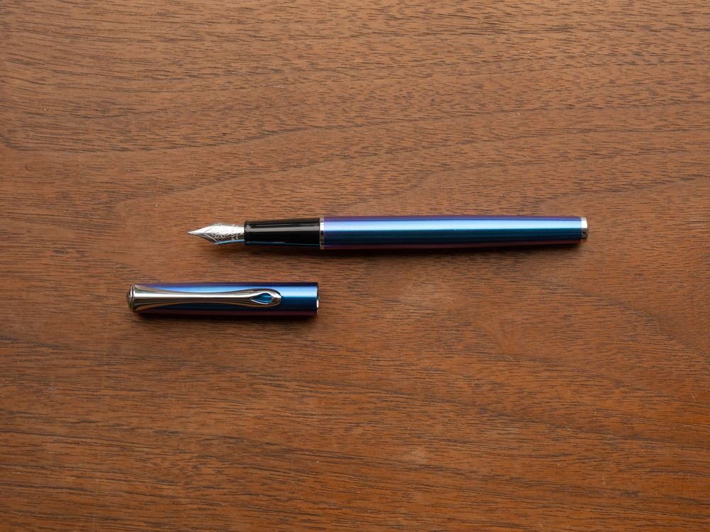 Diplomat Fountain Pen - Traveller - Funky Blue