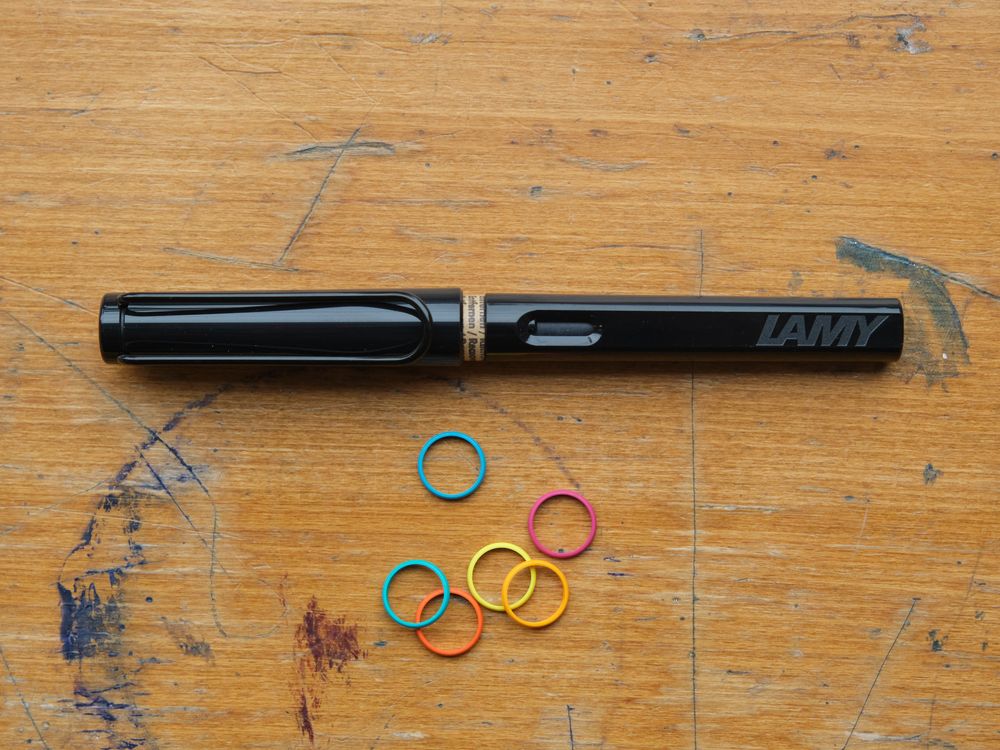 Lamy Safari Multicolor Ring Fountain Pen Set - Black
