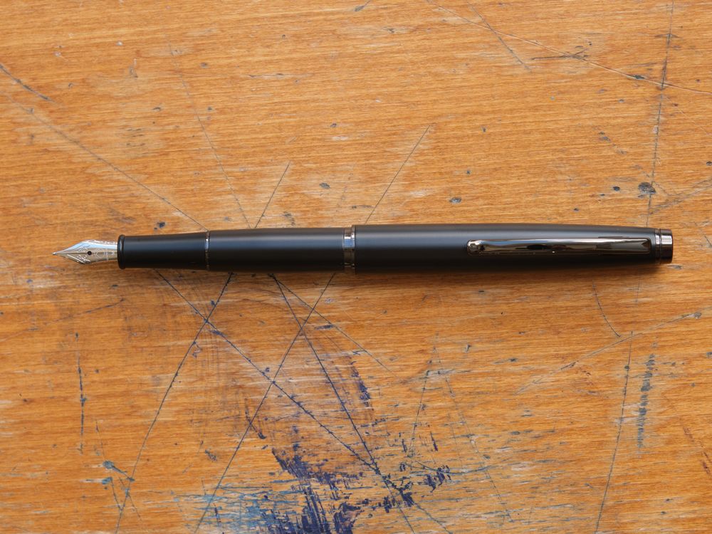 Monteverde Dakota Fountain Pen - Black Sky