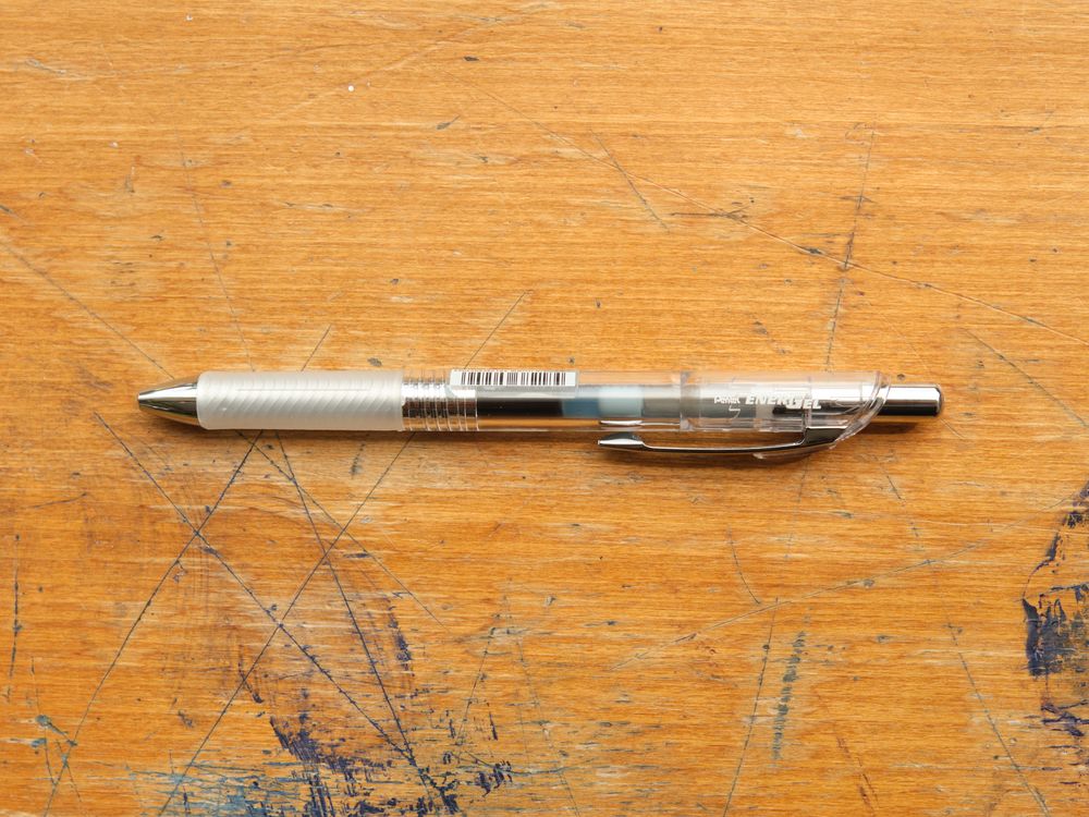 Pentel Energel infree Needle Point - 0.5mm - Grey