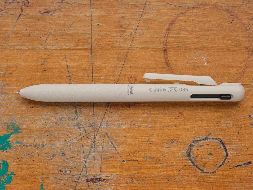 Pentel Calme 2S Ballpoint Multi-Pen 0.35mm and Mechanical Pencil 0.3mm - Beige
