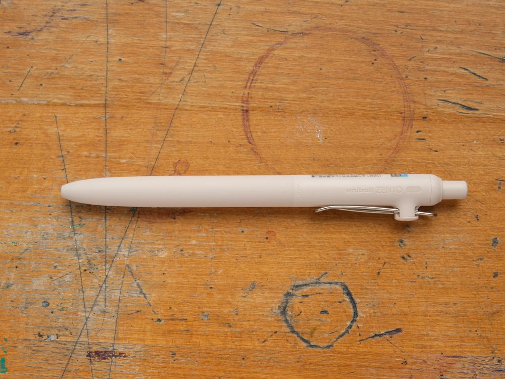 Uni-ball Zento Gel Pen - 0.5mm - Ivory