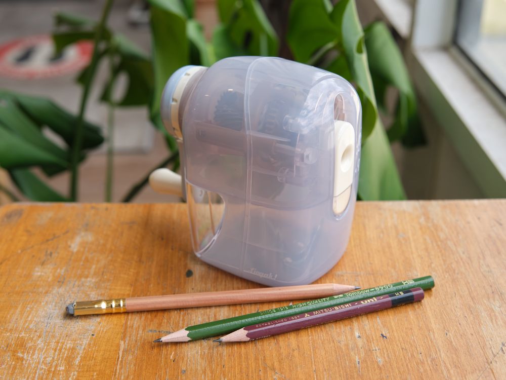 Sonic - Togari Return Manual Pencil Sharpener - Blue