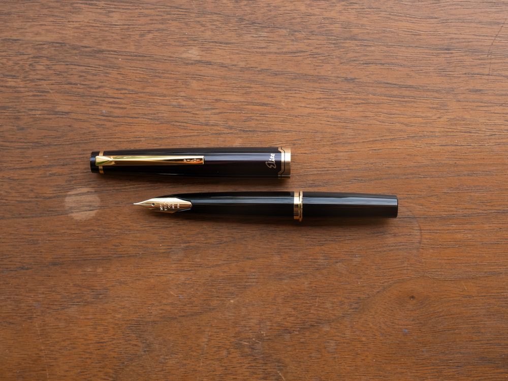 Pilot E95S Fountain Pen - Black