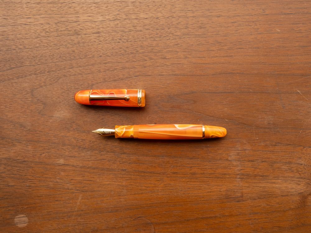 Penlux Masterpiece Grande Fountain Pen - Orange Swirl