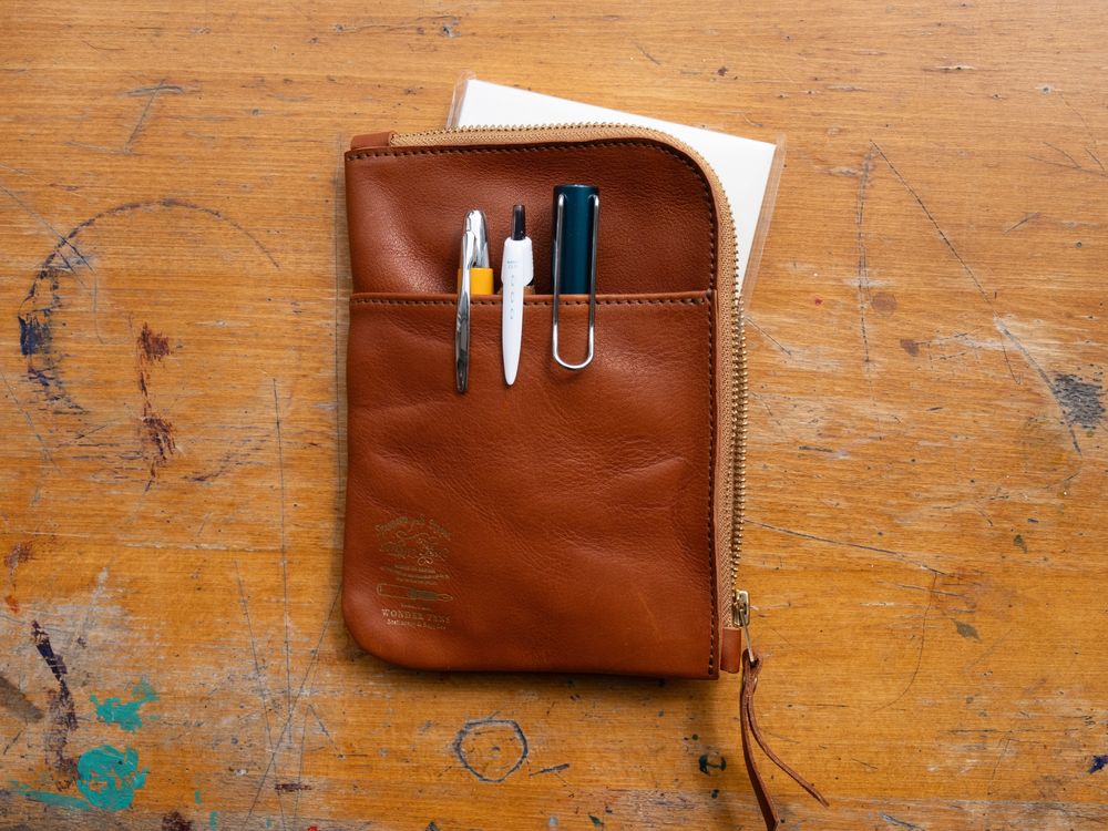 The Superior Labor Leather Portfolio - Light Brown (A6)