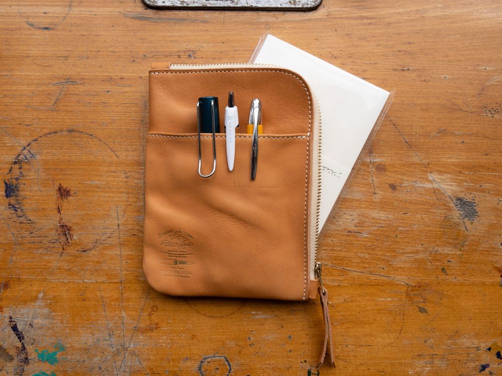 The Superior Labor Leather Portfolio - Natural (A6)