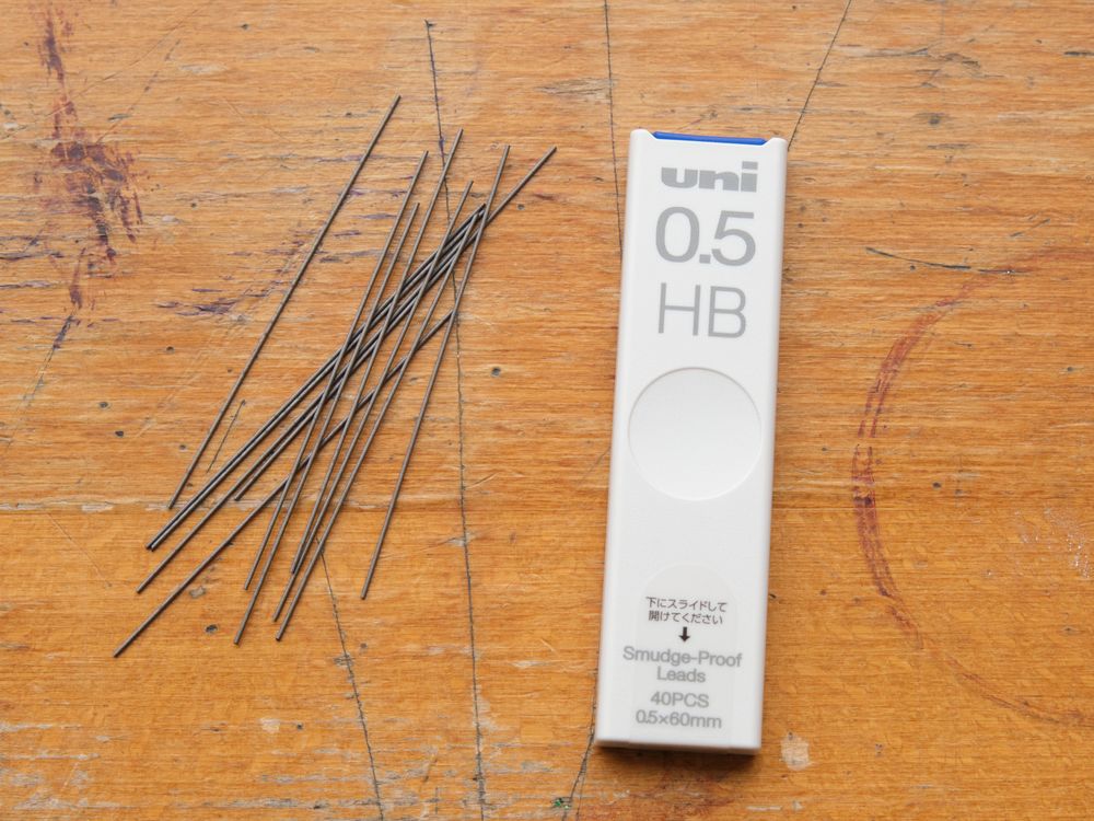 Uni Lead Refill (40 pieces) - 0.5mm (HB)