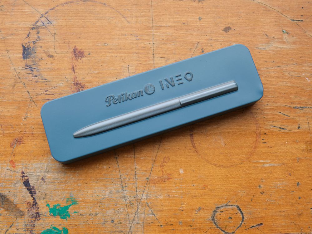Pelikan Ineo Fountain Pen - Ocean Blue