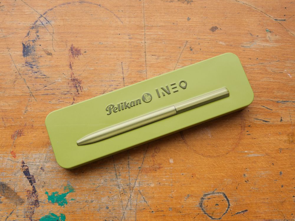 Pelikan Ineo Fountain Pen - Green Oasis