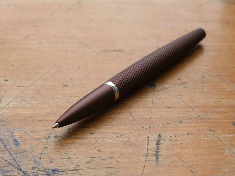 Diplomat Rollerball - Viper - Guilloche Brown