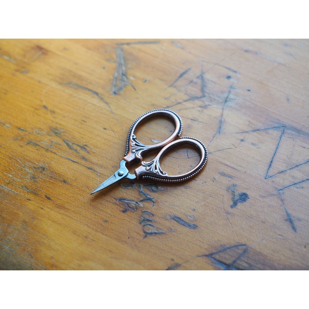 Mini Embroidery Scissors - Antique Copper