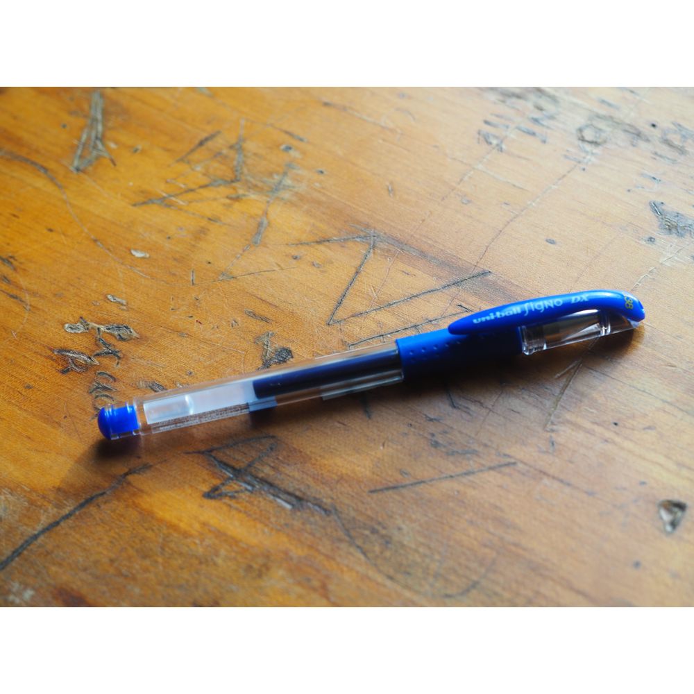 Uni-ball Signo DX Gel Pen (0.38mm) - Blue