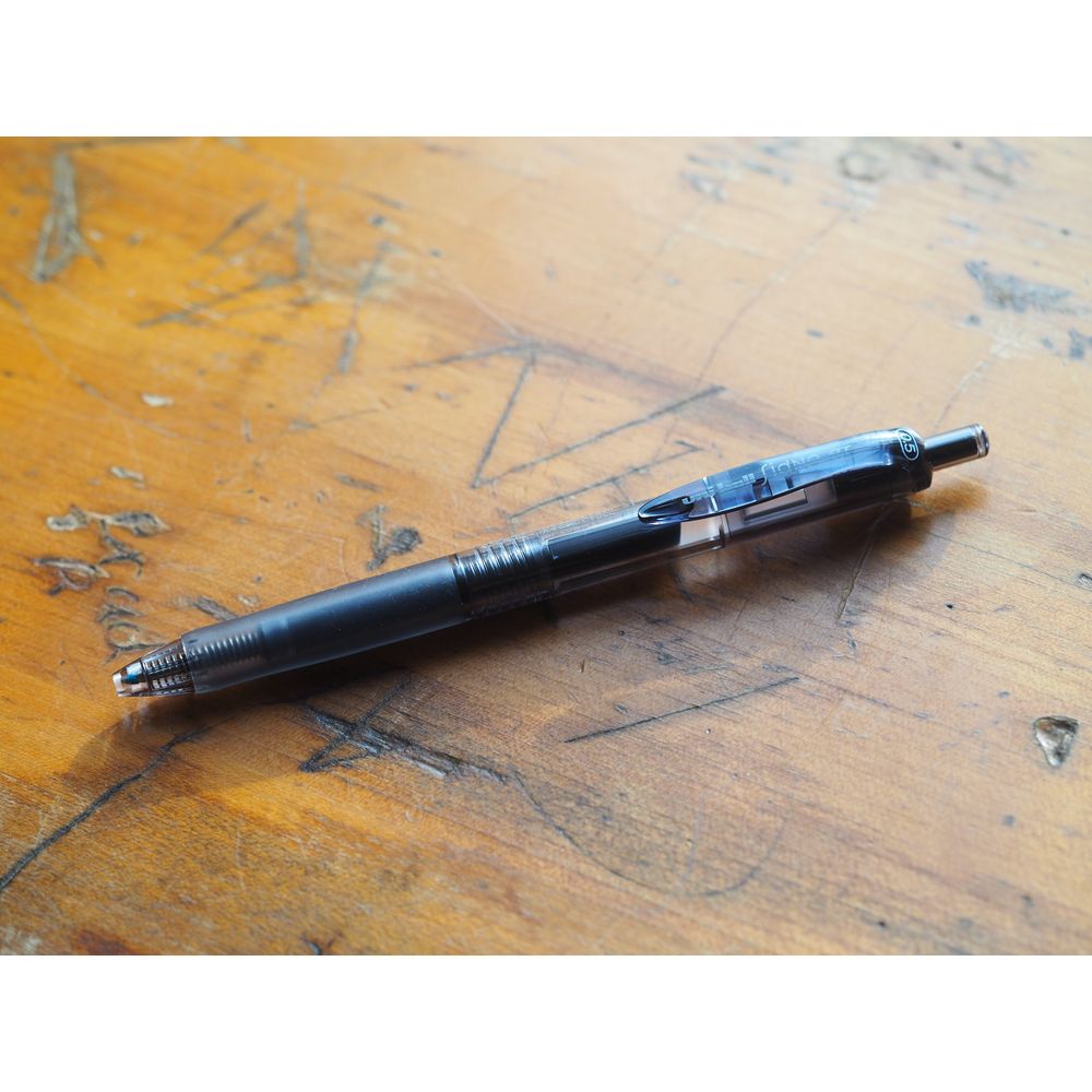 Uni-ball Signo RT Ballpoint Pen (0.5mm) - Black