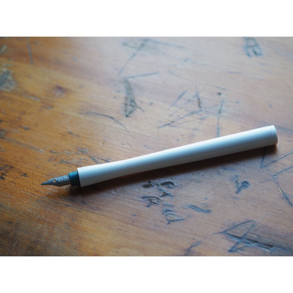 Sailor Hocoro Gray Dip Pen & Nib - 1.0mm Calligraphy