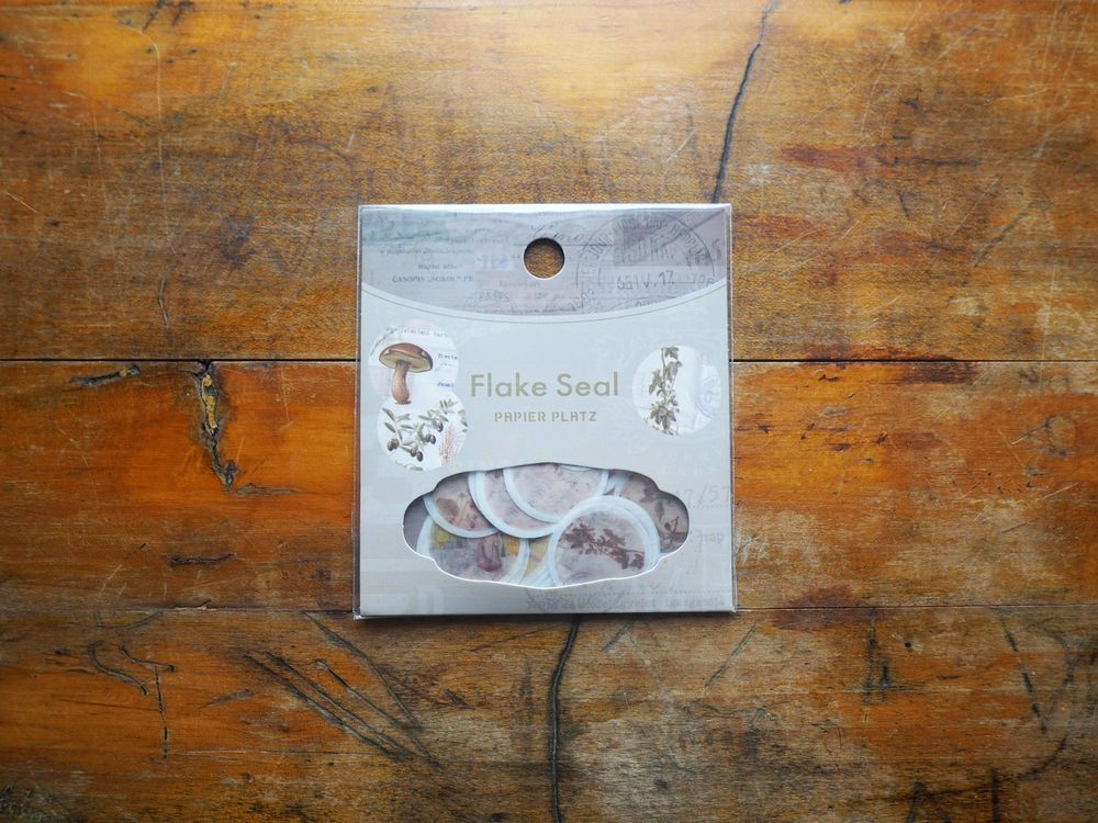 Papier Platz x Sunday Sunday - Stickers Flake Seal - 54 Pieces - Mushrooms (53-008)