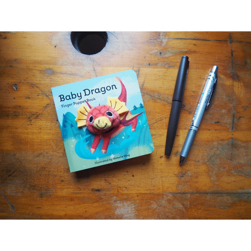 Baby Dragon: Finger Puppet Book by Victoria Ying