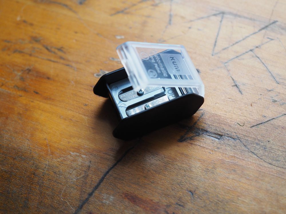 KUM Automatic Long Point Sharpener (AS3)