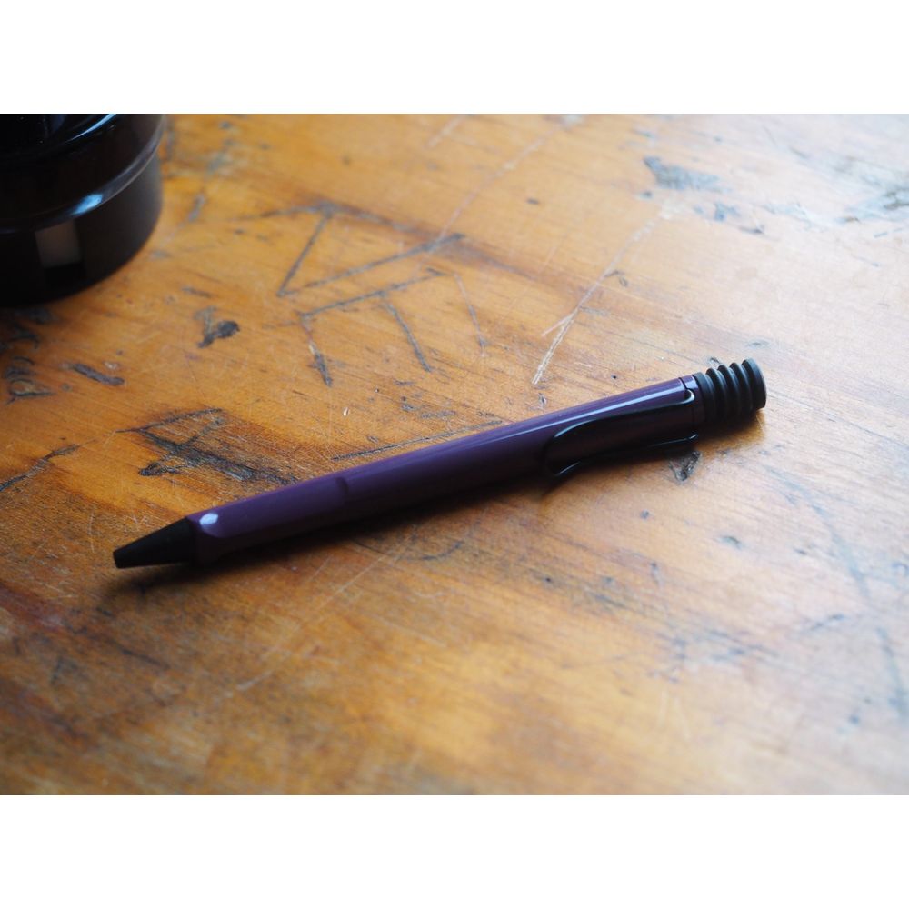 Lamy Safari BALLPOINT Pen - 2024 Special Edition - Kewi Violet Blackberry Shiny