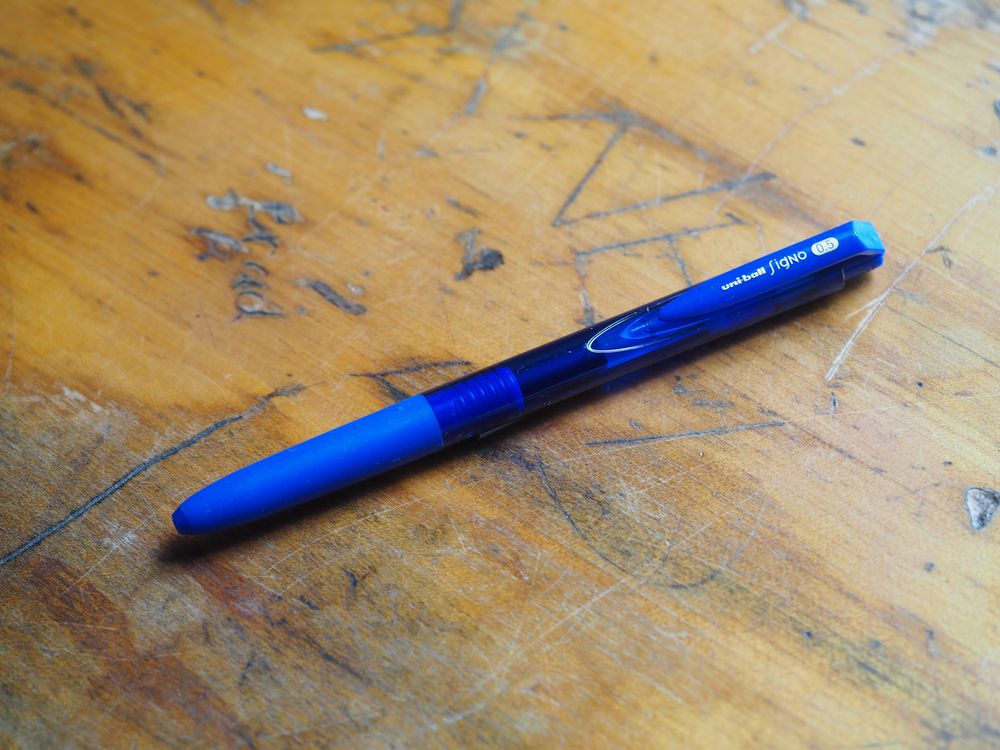 Uni-ball Signo Knock Gel Pen (0.5mm) - Blue