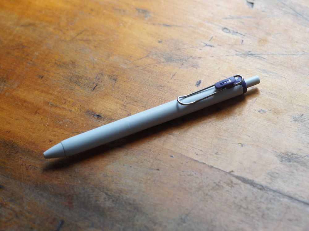 Uni-ball On City Pop Gel Pen (0.5mm) - Midnight Purple