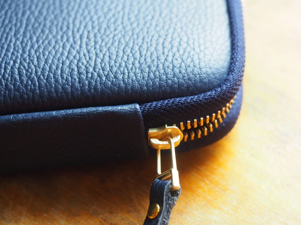 Kyoku Haku - Leather Zippered 10 Pen Case - Blue