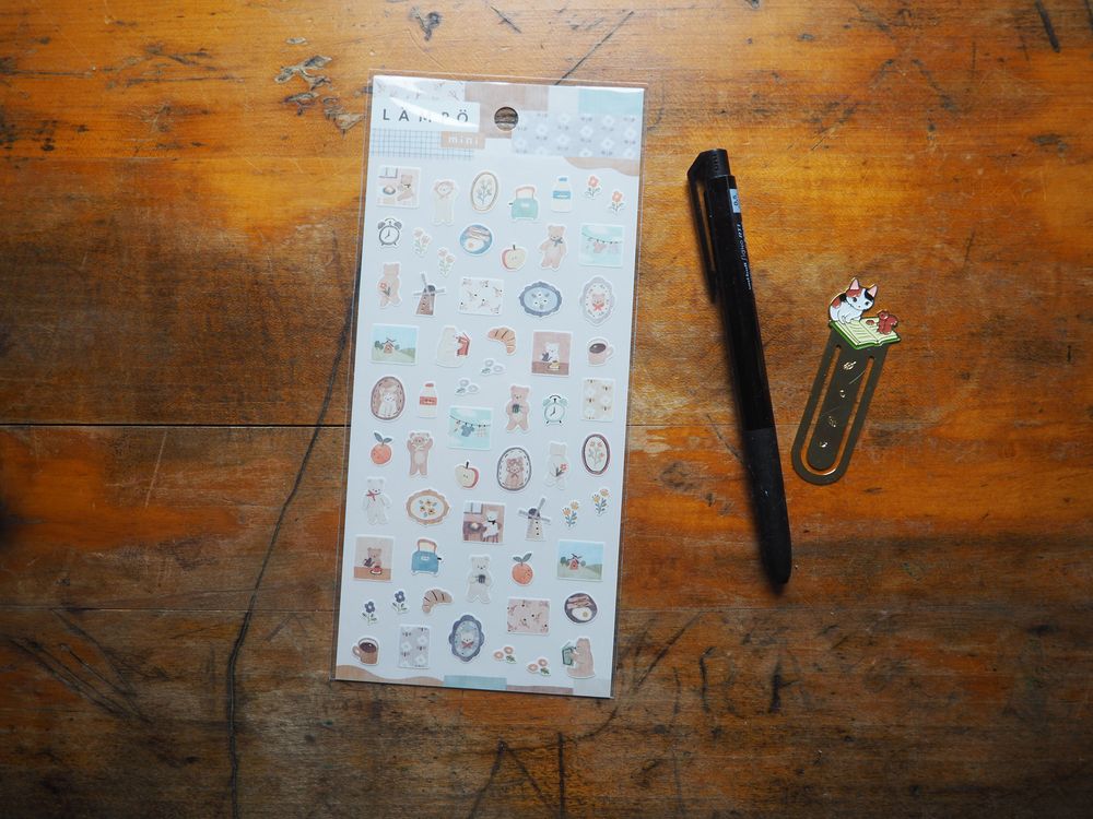 Mindwave - Sticker Sheet - Morning with a Bear (82090)