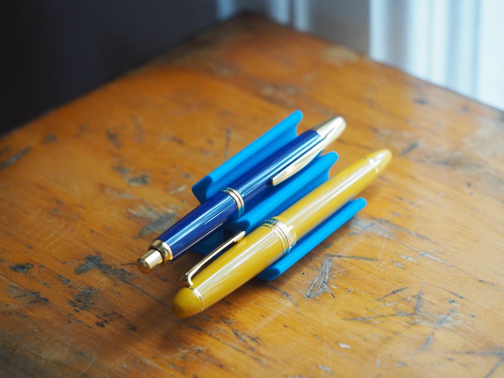 Desk Pen Stand for 2 - Blue