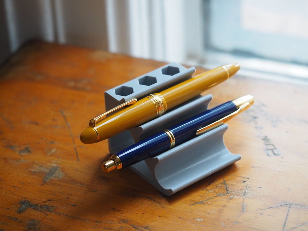 Desk Pen Stand for 3 with Vial Holder - Grey