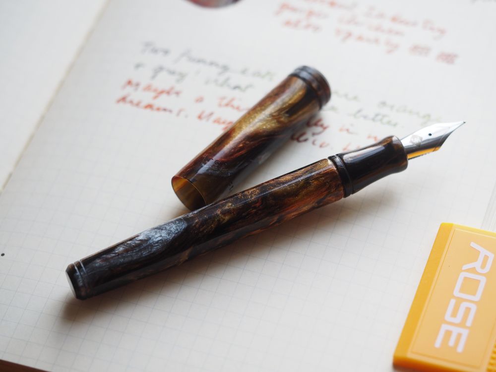 Franklin-Christoph Special Edition Model 20 Fountain Pen - Walnut - Wonder Pens Exclusive Unclipped