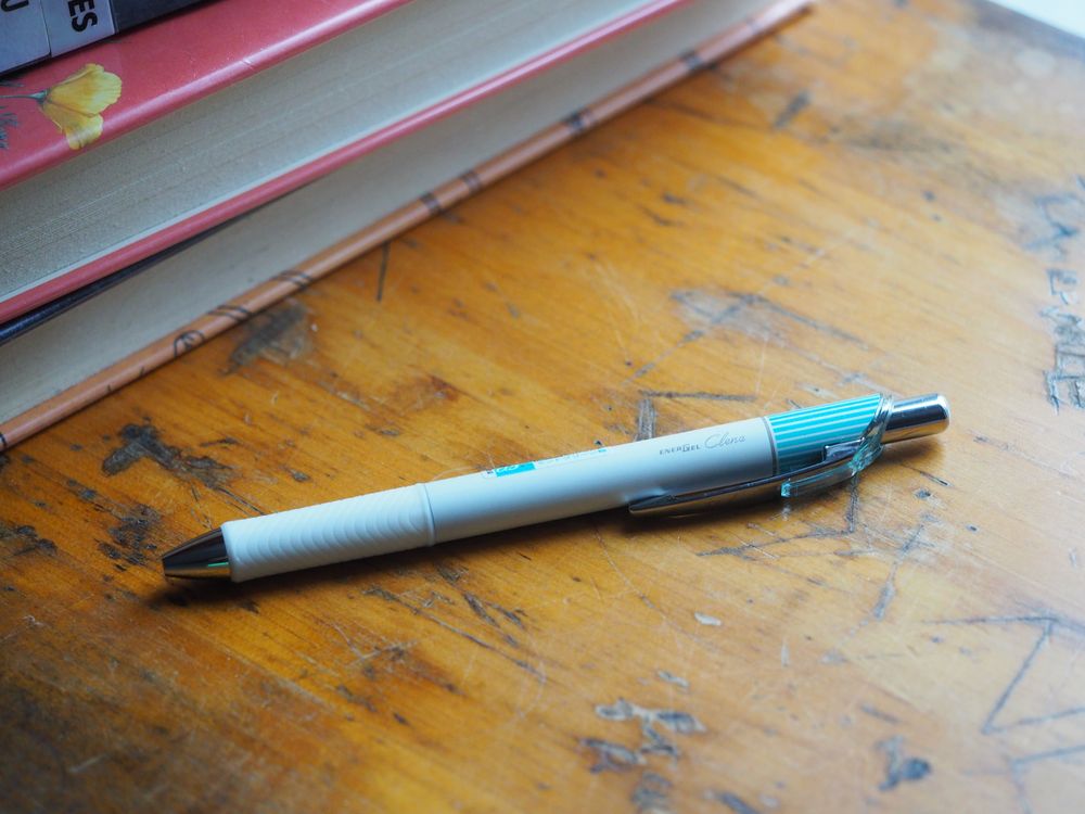 Pentel EnerGel Clena 0.5mm - Mint Green (Black Ink)