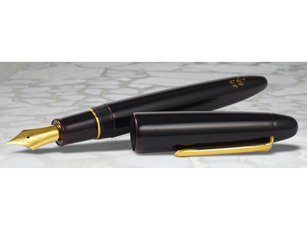 Sailor King of Pens Bespoke Fountain Pen - 'Kuro-beni' Tamenunri