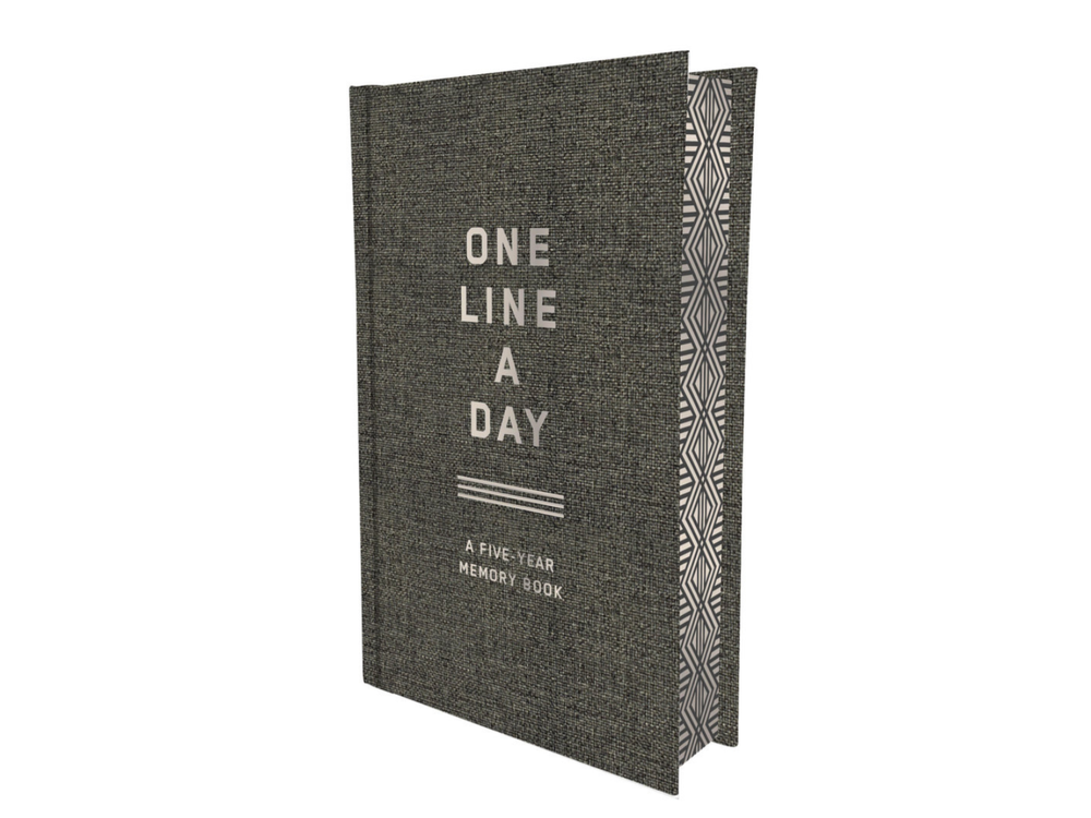 One Line a Day - A Five Year Memory Book - Charcoal
