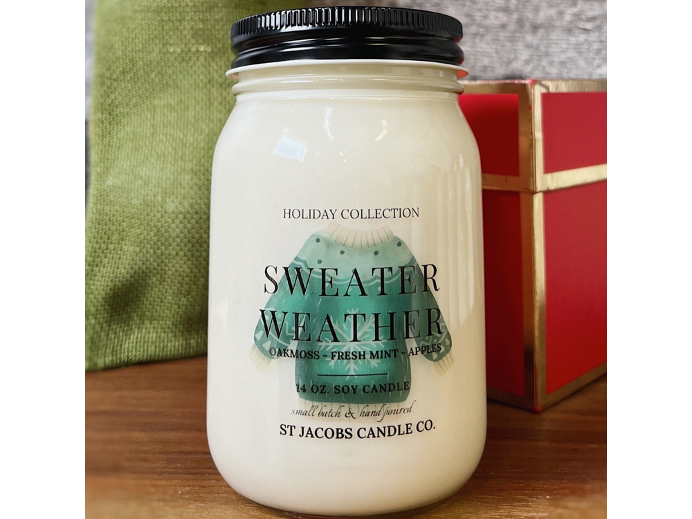 St. Jacobs Candle Co. - 14 oz Soy Candle - Holiday Collection - Sweater Weather