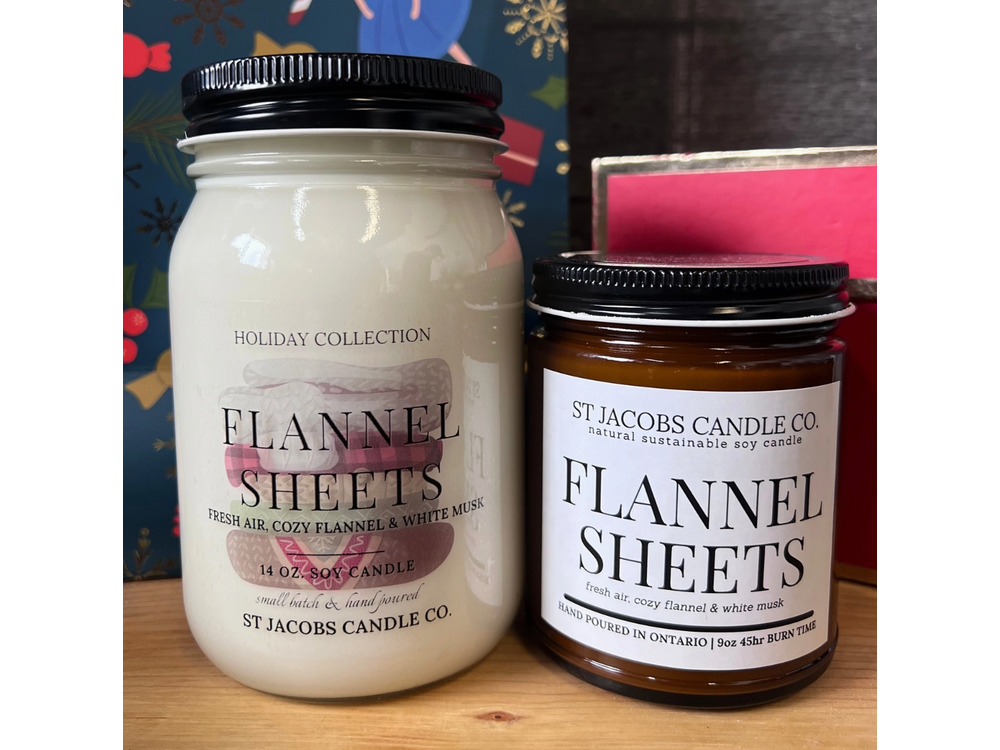 St. Jacobs Candle Co. - 14 oz Soy Candle - Holiday Collection - Flannel Sheets