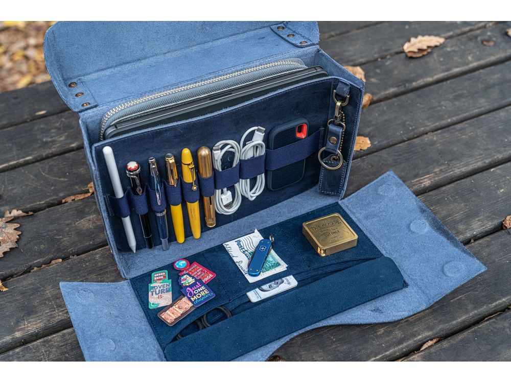 Galen Leather - Writer's Medic Bag - Crazy Horse Navy Blue