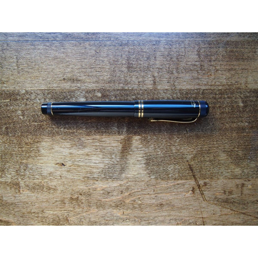 Kaweco Dia2 Fountain Pen - Black with Gold Accents