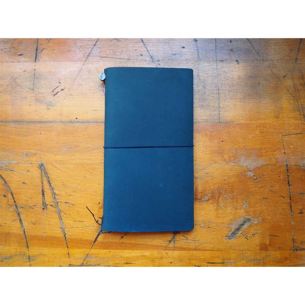 <center>Traveler's Notebook Regular Size - Blue Leather</center>