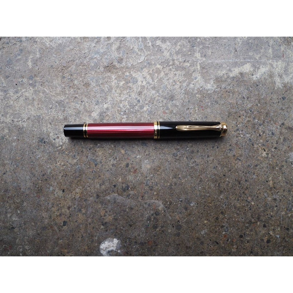 Pelikan Souveran M400 Fountain Pen- Black Red