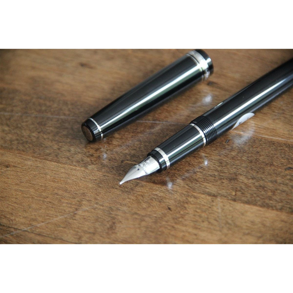 Pilot Falcon Resin Fountain Pen - Black with Silver Trim